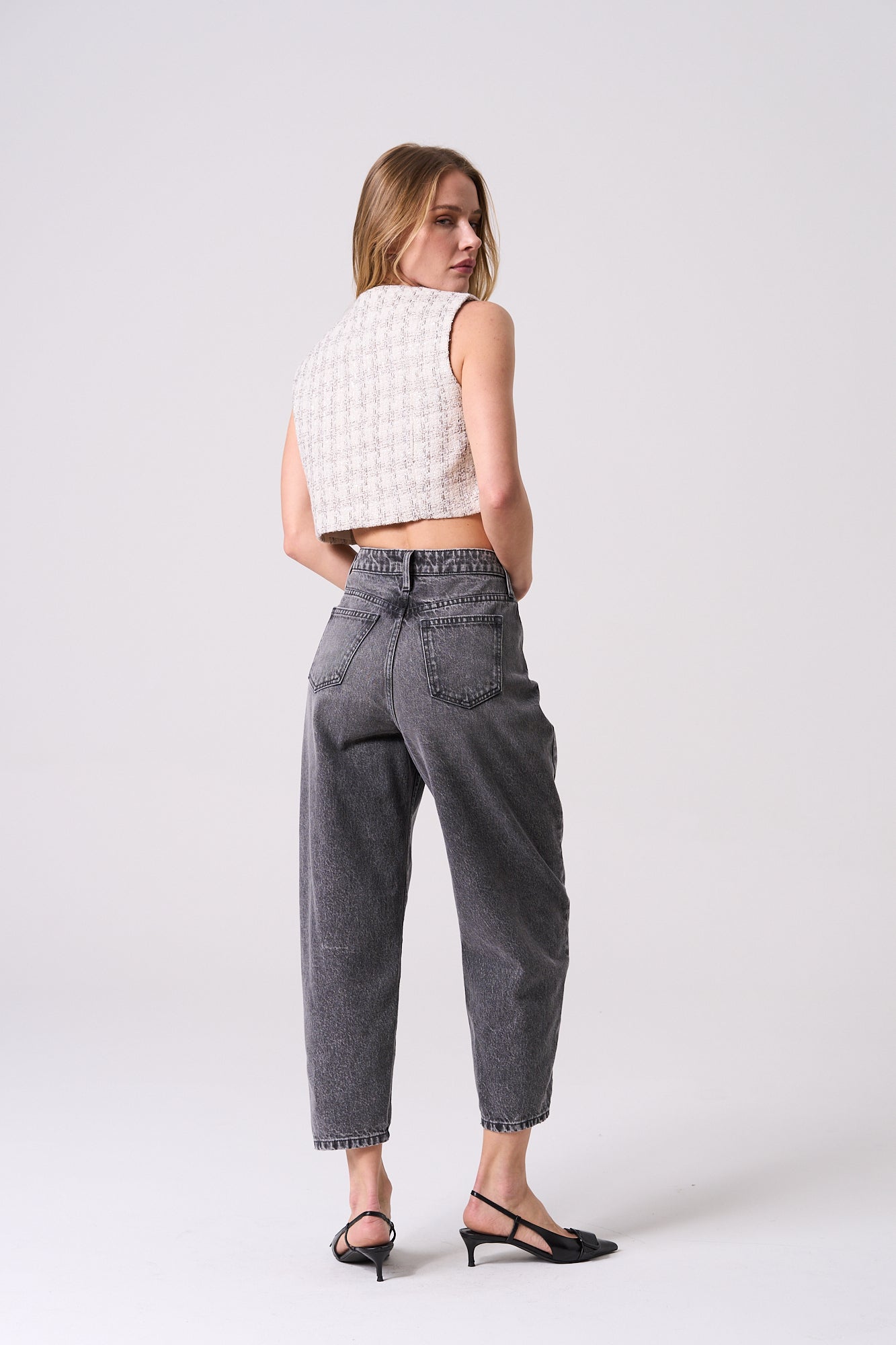 ★NEW★ HIGH RISE BALLOON FIT JEANS IN GREY